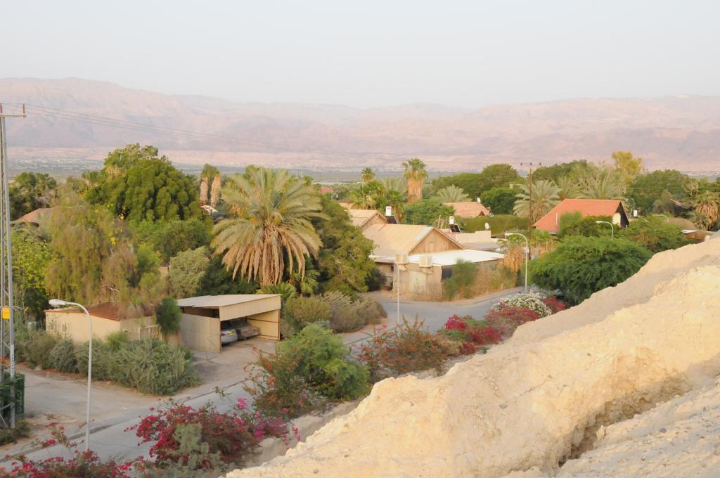 Dead Sea Dawn Villa Neot HaKikar Екстериор снимка
